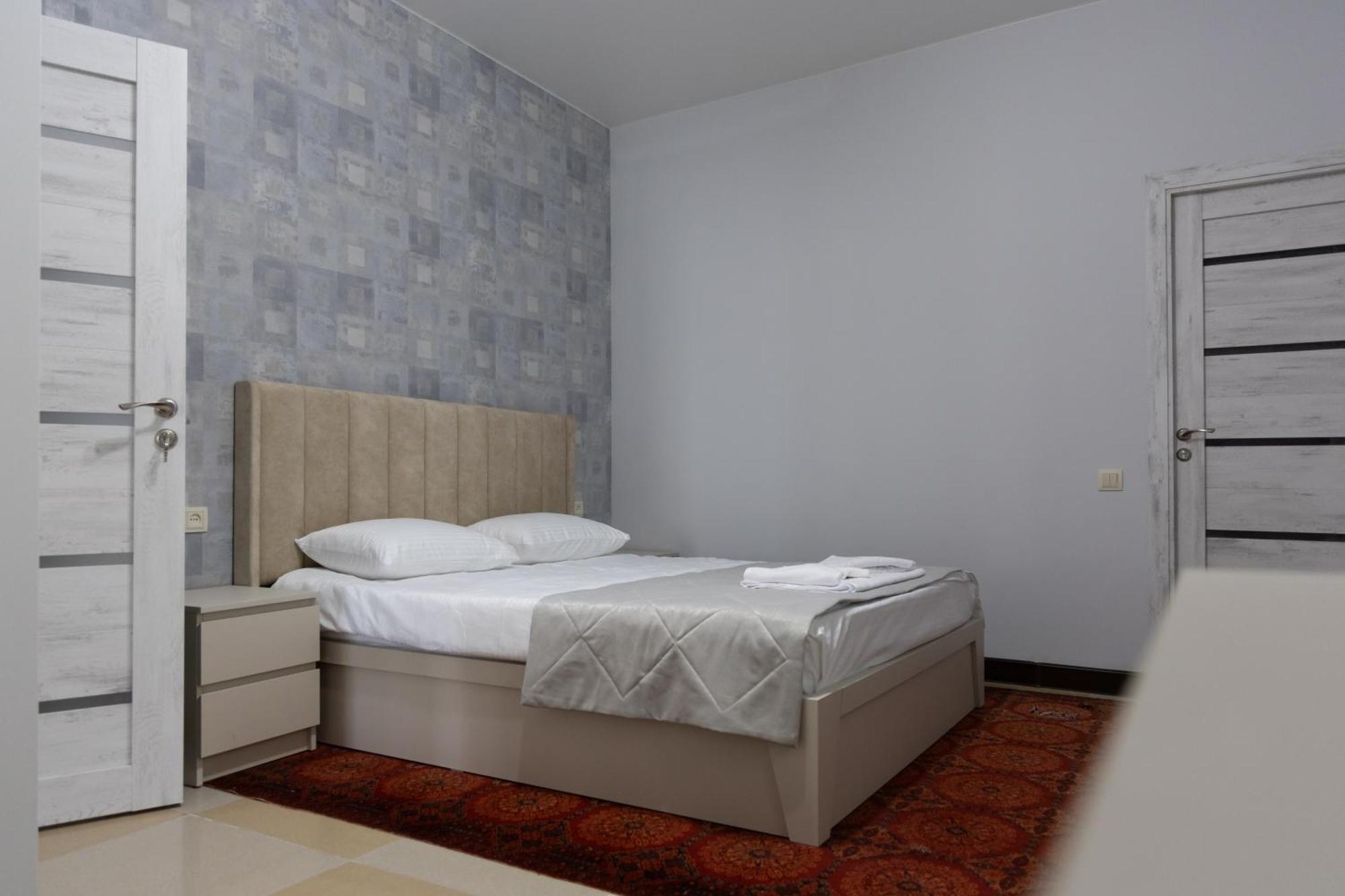 Gladzor Hotel Buitenkant foto