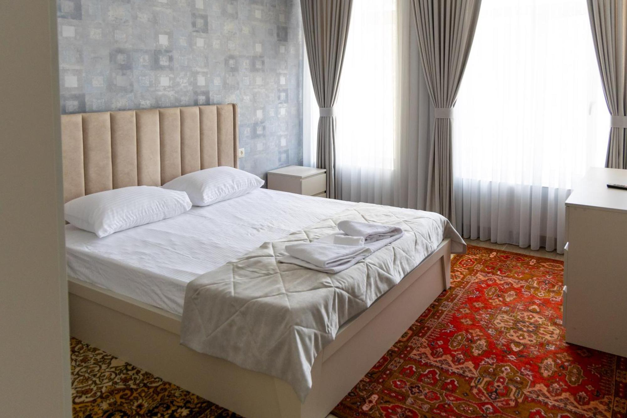Gladzor Hotel Buitenkant foto